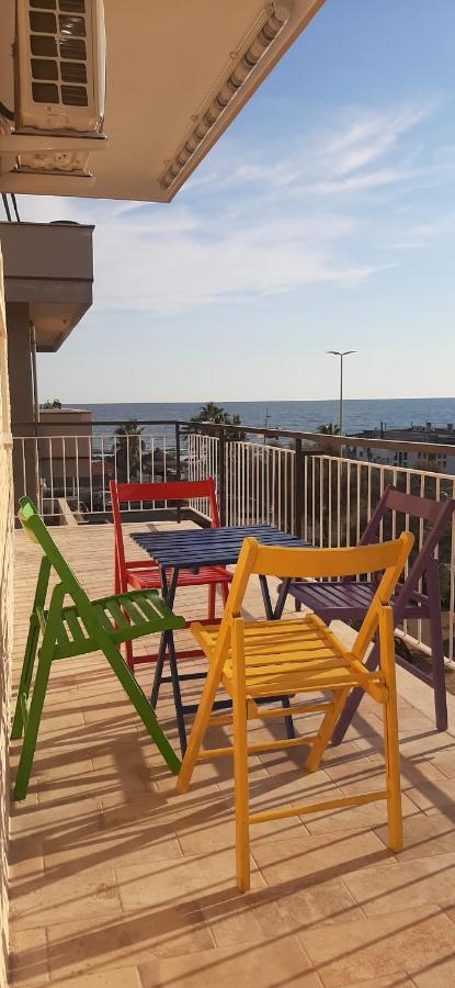 Casa Felix Ostia Apartment ภายนอก รูปภาพ